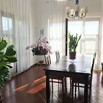 Oda ve Kahvaltı Corbezzolo 3*